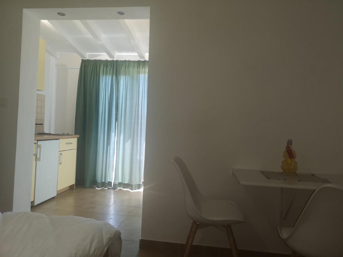 Apartments Tri Palme บาชกาโวดา ภายนอก รูปภาพ