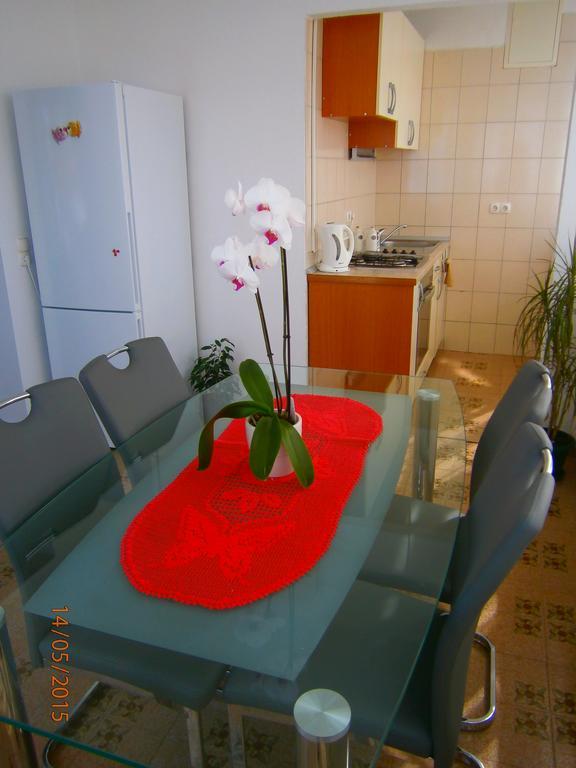 Apartments Tri Palme บาชกาโวดา ห้อง รูปภาพ